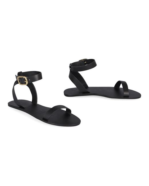 Manebí Black Flat Sandals
