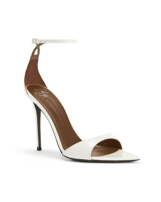 Giuseppe Zanotti Metallic Weiße sandalen mit offener spitze und stiletto-absatz