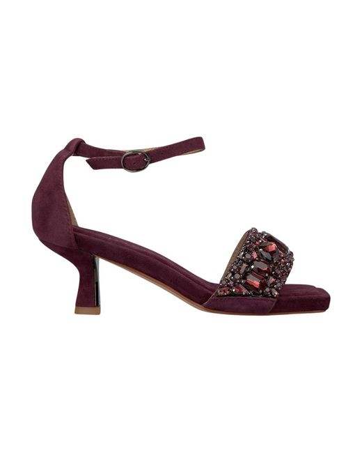 Alma En Pena. Red High Heel Sandals