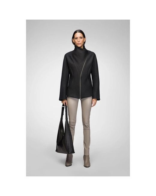 Light Jackets V.sp de color Black
