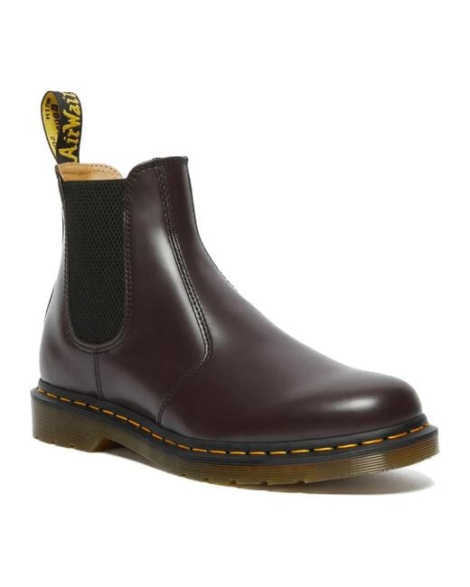 Chelsea Boots di Dr. Martens in Brown
