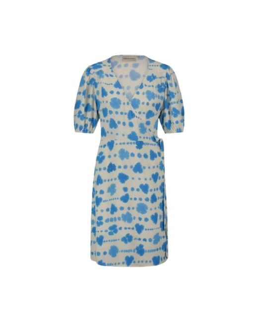 FABIENNE CHAPOT Blue Hellblaues Wickelkleid Mit Herzdetaill