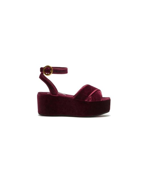 Maliparmi Red Wedges