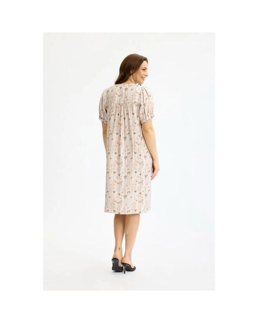 Midi Dresses iN FRONT de color Metallic