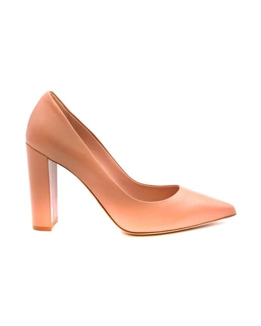 Ninalilou Pink Pumps