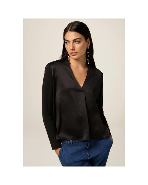 Oltre Overhemden ,Zwart ,Tweed Tweedelig V-Hals T-Shirt in het Black