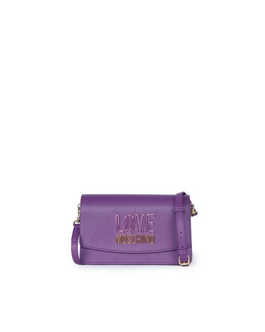 Baguette viola in ecopelle saffiano con logo metallico di Love Moschino in Purple
