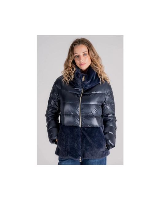 Herno Nylon Ultralight Cape in het Blue