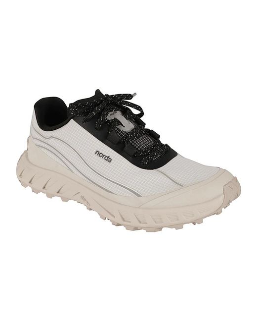 Norda Black Sneakers