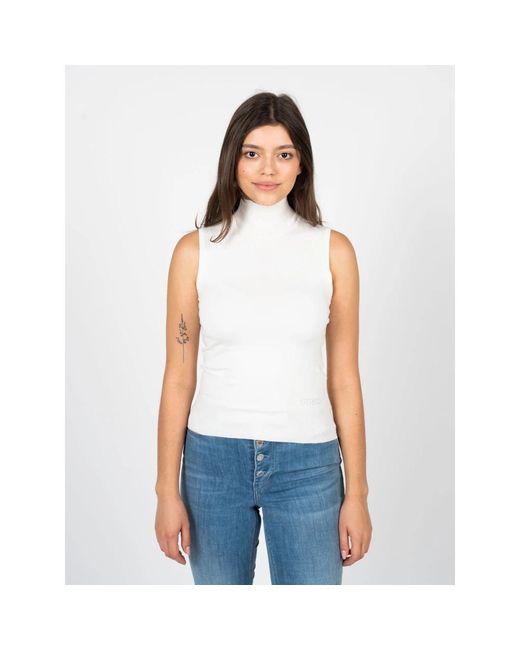 Turtlenecks Guess de color White