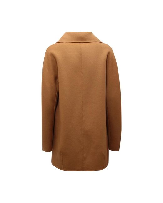 EMMA & GAIA Capes in het Brown