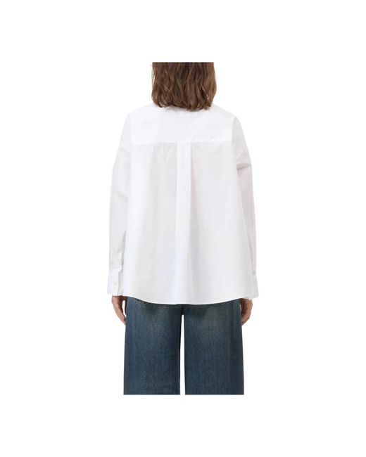 Closed Shirts in het White