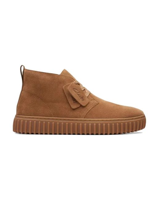 Chunky sole desert boot trendy style di Clarks in Brown da Uomo
