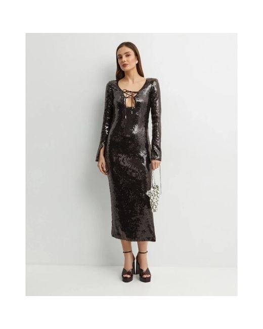 16Arlington Black Party Dresses