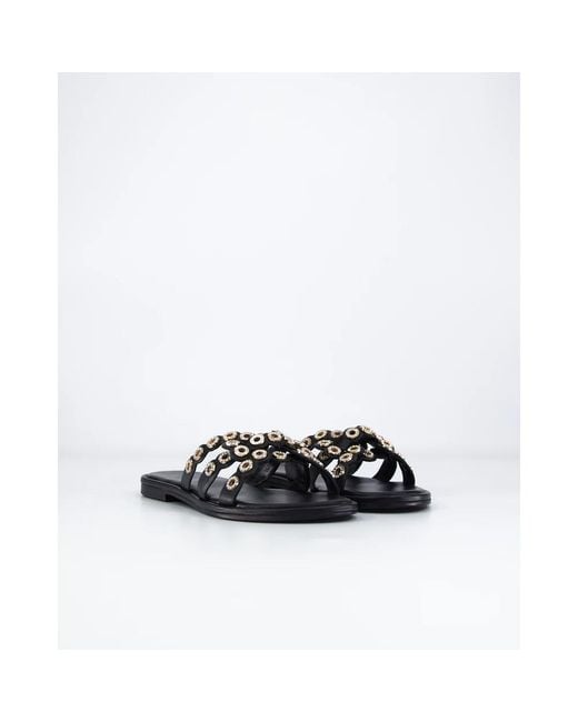 Tosca Blu White Sliders