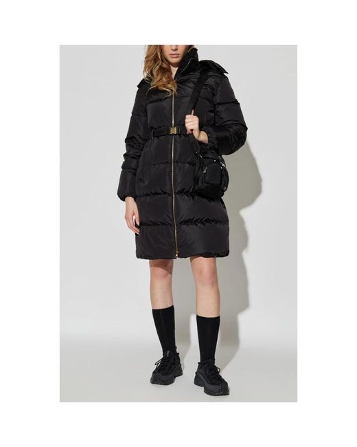 Down Coats Moncler de color Black