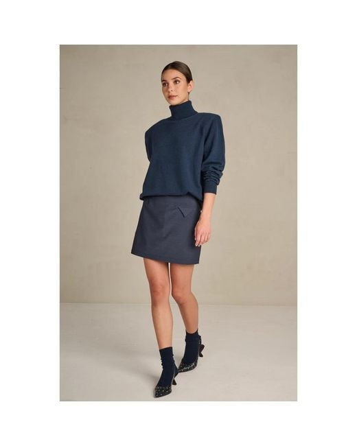 Turtlenecks March23 de color Blue