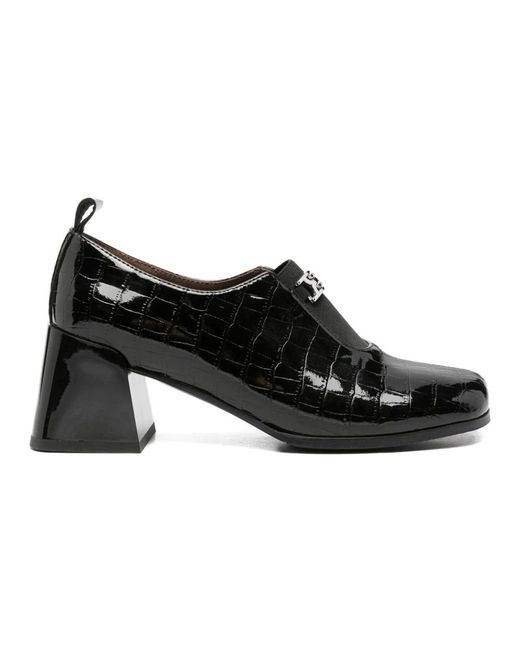 Linda Baumann Black Pumps