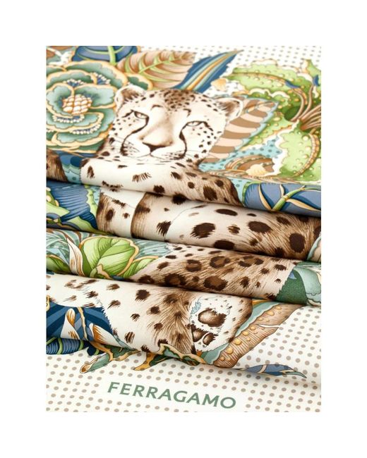 Ferragamo Silky Scarves in het Metallic