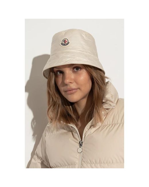 Moncler White Mütze Mit Logo