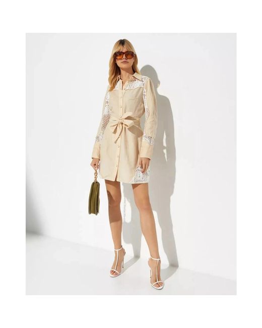 Ixiah Lacebound Mini Jurk in het Natural