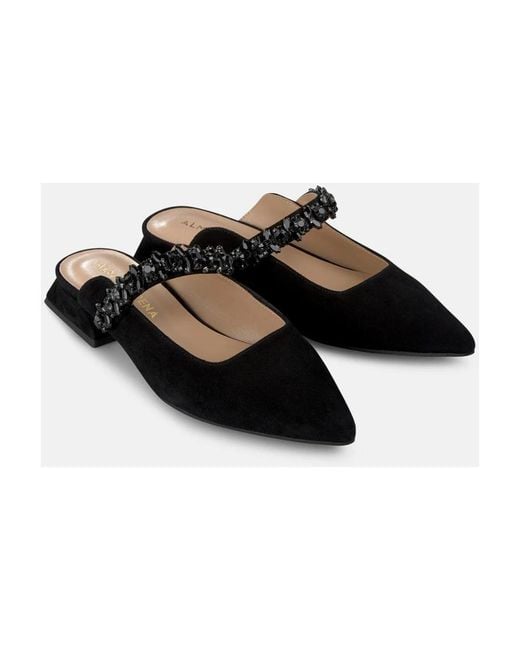 Alma En Pena. Black Mules