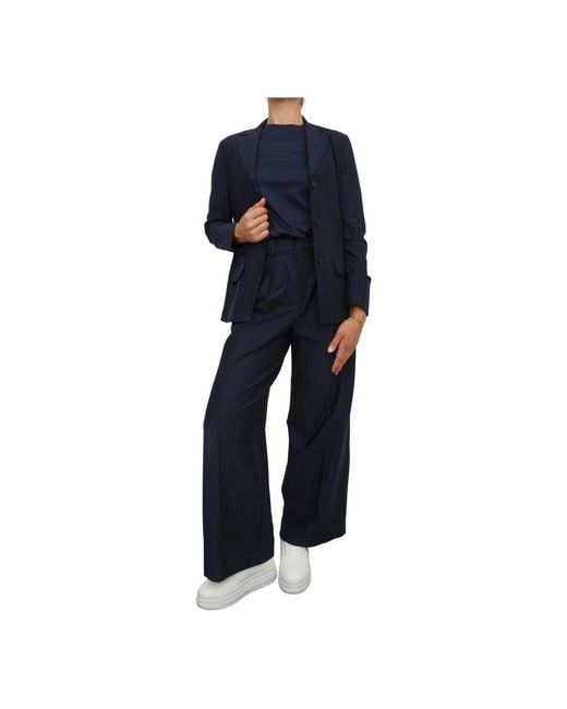 Max Mara Light Jackets in het Blue