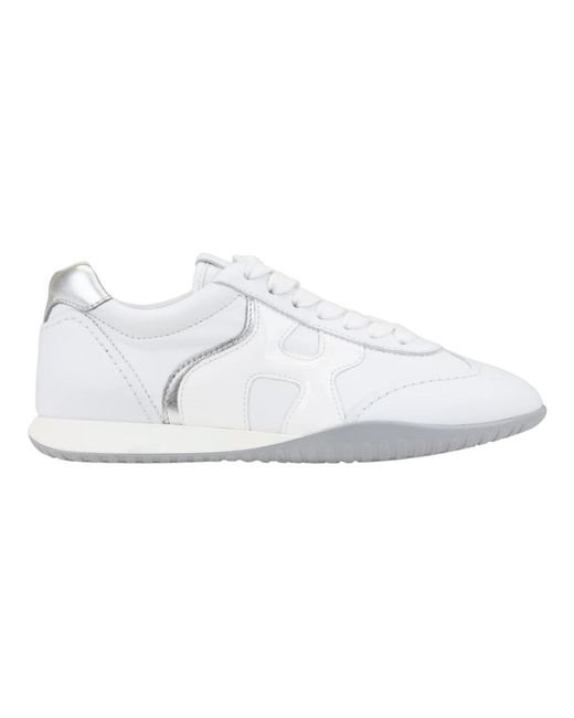 Sneakers in pelle con patch logo di Hogan in White