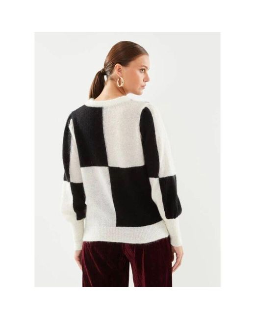 Round-Neck Knitwear di Suncoo in Black