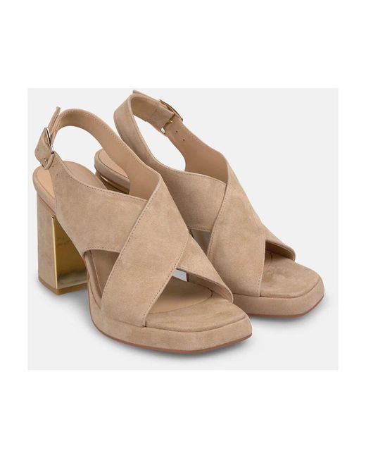High Heel Sandals di Alma En Pena. in White