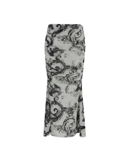 Maxi skirts Versace de color Gray