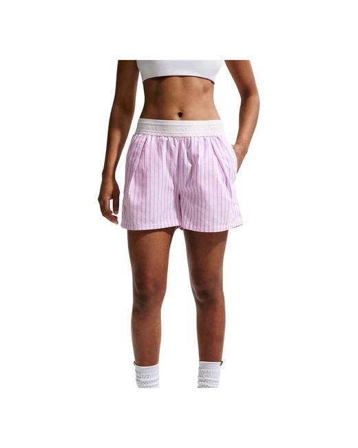 Training Shorts Nike en coloris Purple