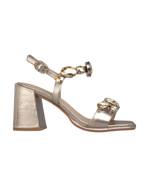 Alma En Pena. Metallic High Heel Sandals