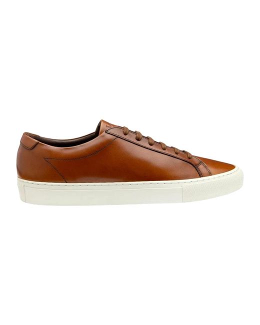 Loake Schoenen ,Bruin ,Leer Kastanjebruine Sneakers in het Brown voor heren