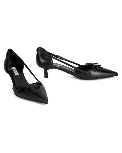 Prada Black Pumps