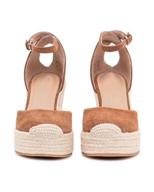 HUGO Natural Wedges