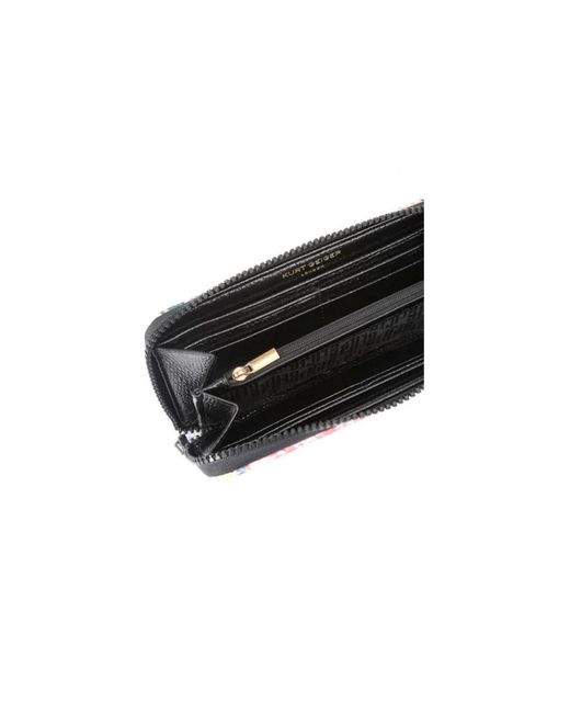 Wallets & Cardholders di Kurt Geiger in White