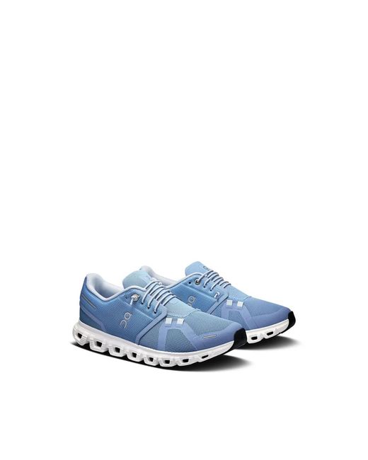 Running Shoes di On Shoes in Blue
