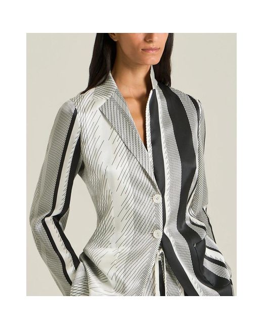 Kiton Jacket Silk in het Gray