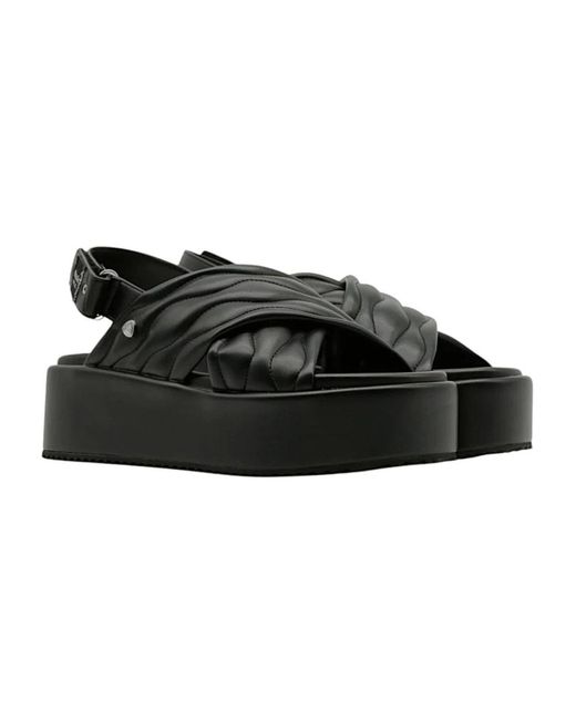 Blauer Black Wedges