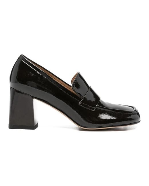 Linda Baumann Black Pumps