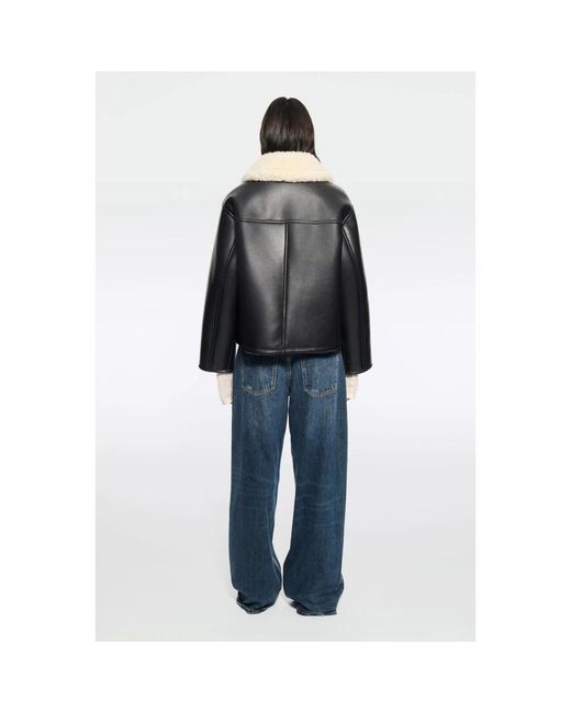 Light Jackets Stand Studio de color Black