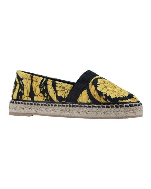 Versace Green Slip-on espadrilles mit markenmotiv