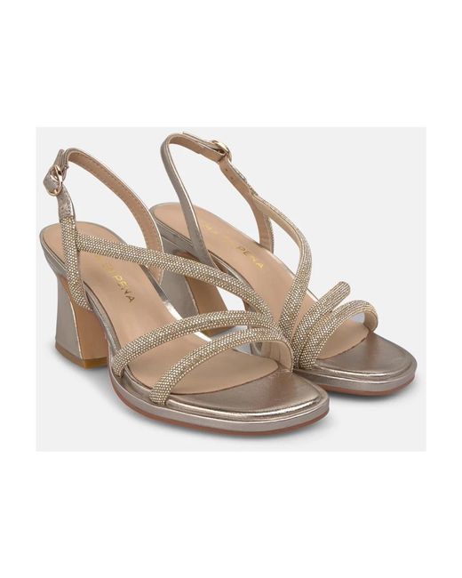 Alma En Pena. Metallic High Heel Sandals