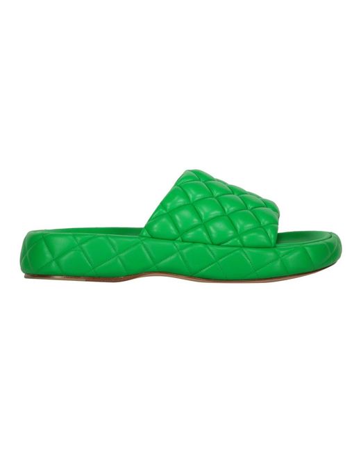 Bottega Veneta Sliders in het Green