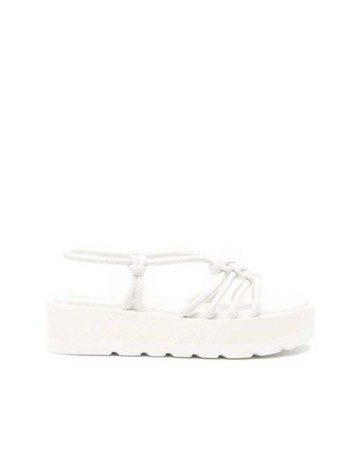 Gianvito Rossi Flat Sandals in het White