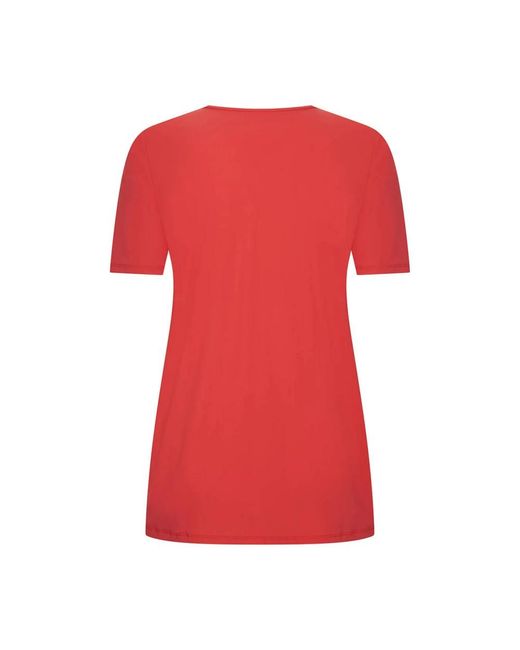 Plus Basics Tee V Slim Ss in het Red