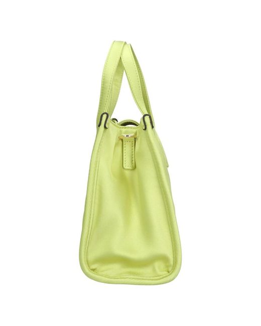 Handbags di Guess in Yellow