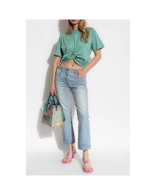 Versace Green Top Mit Einer Dekorativen Sicherheitsnadel