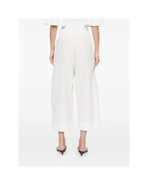 Apuntob White Cropped Trousers